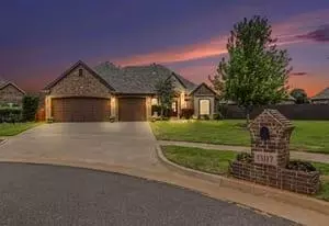 11317 NW 6th Cir, Yukon, OK 73099