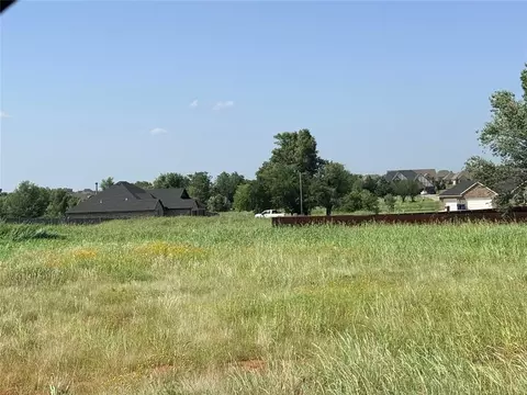 4615 Ranchero Dr, Edmond, OK 73025