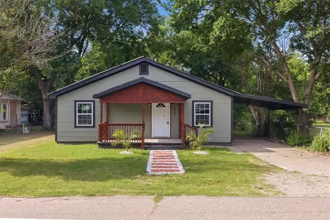 413 SE 3rd St, Ardmore, OK 73401