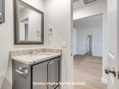 Bath - 1625 Highland Loop, Guthrie, OK 73044 photo 3 of 3