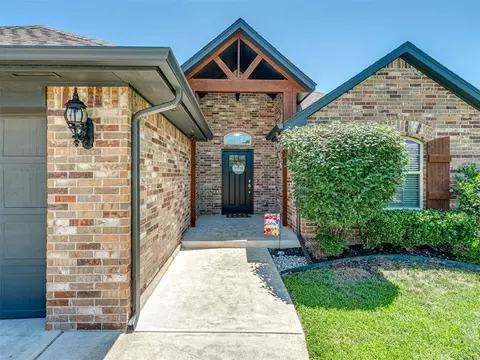 1724 W Blake Way, Mustang, OK 73064