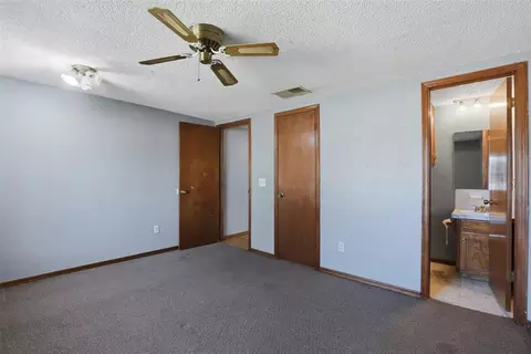 Bedroom - 628 Baer Dr, Moore, OK 73160 photo 1 of 5