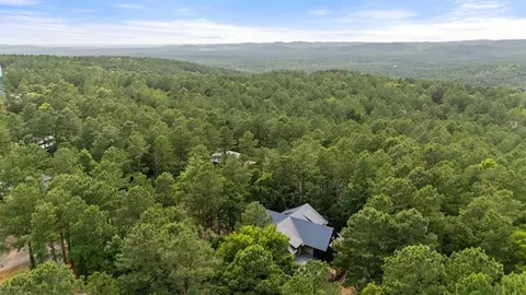 32 Hickory Leaf Trl, Broken Bow, OK 74728
