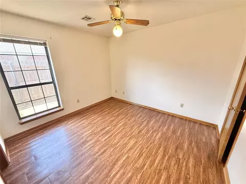 Bedroom - 2912 Learly Ln, Altus, OK 73521 photo 1 of 8