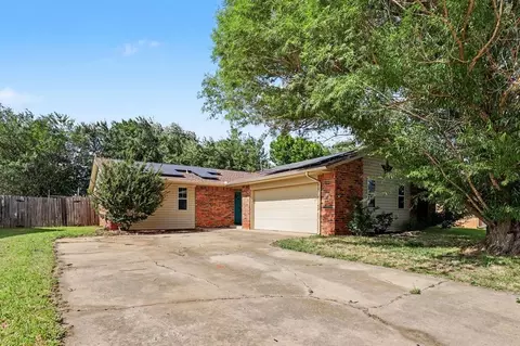 1913 Vanessa Dr, Norman, OK 73071