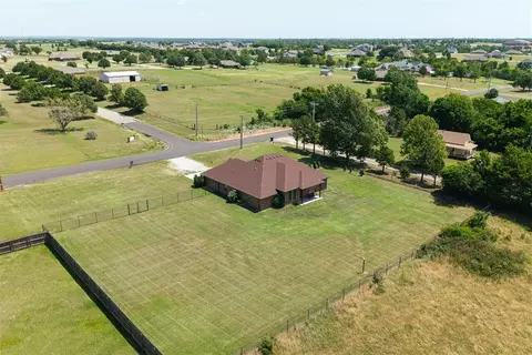 View/Area - 2133 E Sooner Rd, Tuttle, OK 73089 photo 4 of 6