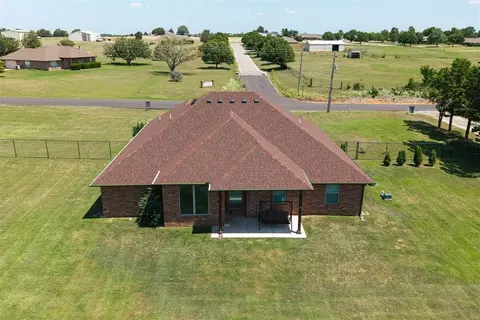 View/Area - 2133 E Sooner Rd, Tuttle, OK 73089 photo 6 of 6