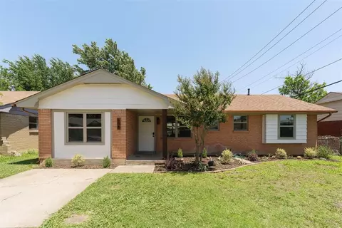 608 N Dallas Ave, Moore, OK 73160