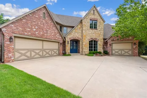 3824 Villas Creek Ct, Edmond, OK 73003