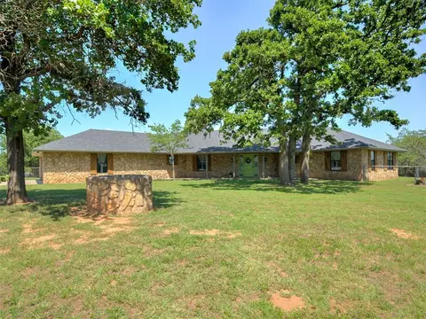 Exterior - 1 Horseshoe Ln, Mcloud, OK 74851 photo 8 of 8