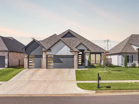 15801 Capri Ln, Edmond, OK 73013