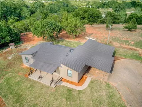 2092 County Road 1244, Tuttle, OK 73089 photo 3