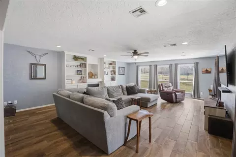 Other - 319 E Cedar Dr, Tuttle, OK 73089 photo 3 of 8