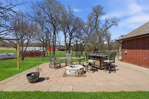 Exterior - 319 E Cedar Dr, Tuttle, OK 73089 photo 6 of 7