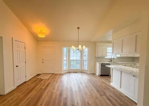 117 N Grand Fork Dr, Edmond, OK 73003