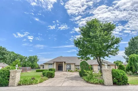 1508 SW 35th St, Moore, OK 73160