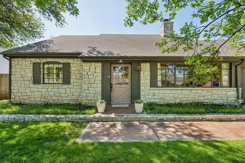 3012 Red Oak Rd, Oklahoma City, OK 73120