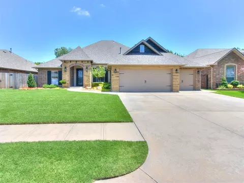 12500 Heathfield Ln, Oklahoma City, OK 73173