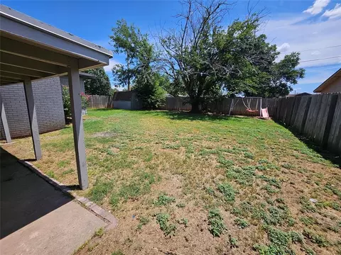 Exterior - 106 Cameron Dr, Altus, OK 73521 photo 3 of 3
