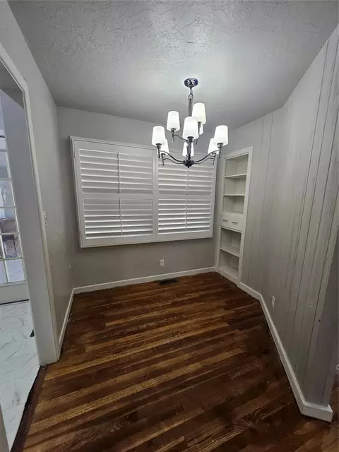 Dining - 106 Cameron Dr, Altus, OK 73521 photo 1 of 1