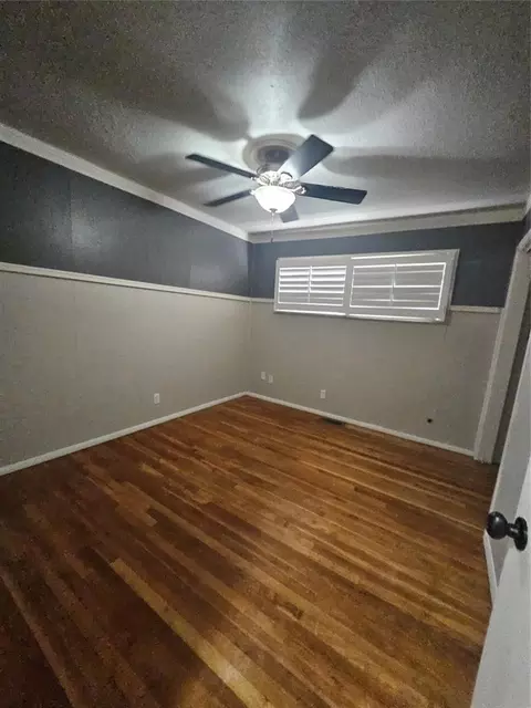 Bedroom - 106 Cameron Dr, Altus, OK 73521 photo 1 of 2