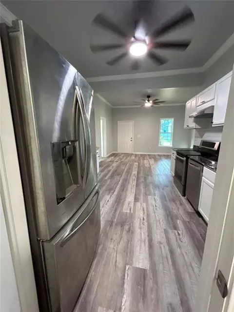 Entry Way - 605 E Harrison Ave, Guthrie, OK 73044 photo 2 of 3