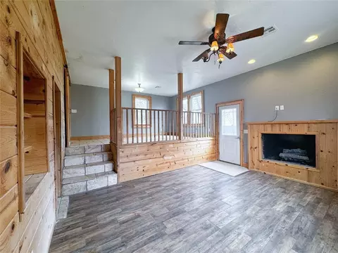 Living - 504 N Walnut St, Seiling, OK 73663 photo 5 of 6
