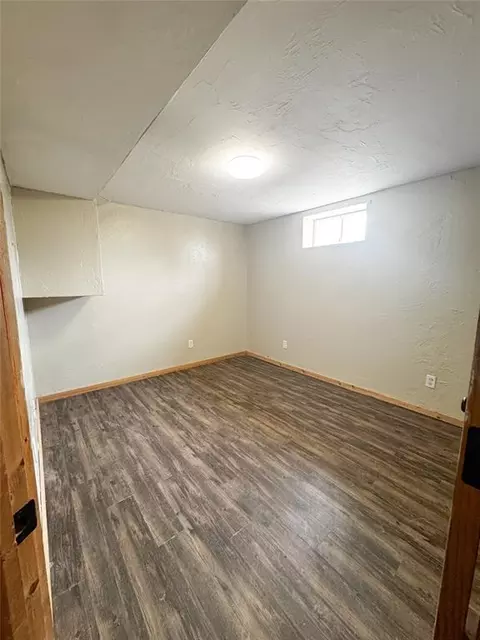 Bedroom - 504 N Walnut St, Seiling, OK 73663 photo 4 of 5