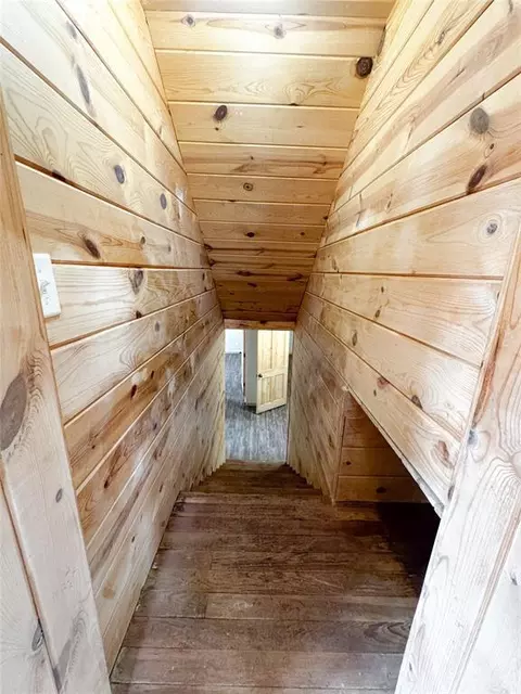 Entry Way - 504 N Walnut St, Seiling, OK 73663 photo 2 of 4