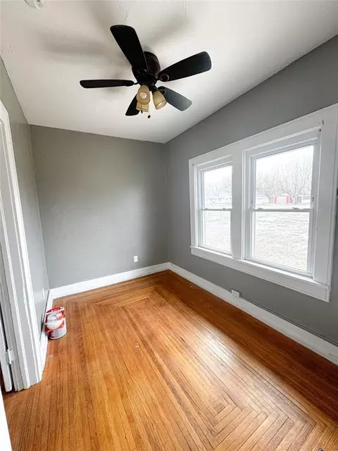 Bedroom - 504 N Walnut St, Seiling, OK 73663 photo 1 of 5