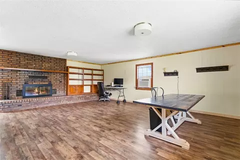 Living - 1014 State Highway 89 Hwy, Ringling, OK 73456 photo 3 of 4