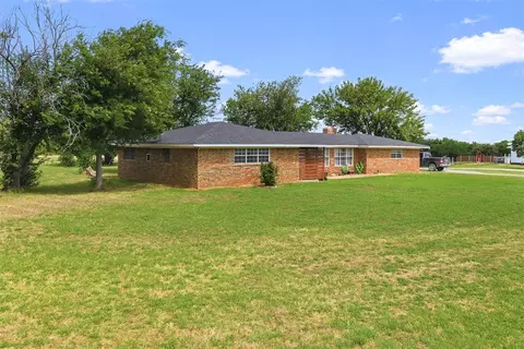Exterior - 1014 State Highway 89 Hwy, Ringling, OK 73456 photo 5 of 7
