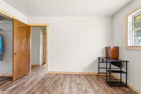 Bedroom - 1014 State Highway 89 Hwy, Ringling, OK 73456 photo 8 of 8