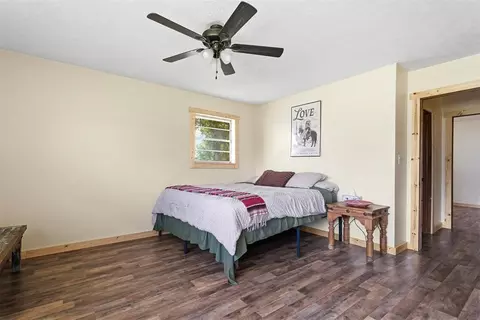Bedroom - 1014 State Highway 89 Hwy, Ringling, OK 73456 photo 2 of 8