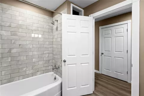 Bath - 604 SW 3rd St, Checotah, OK 74426 photo 3 of 5
