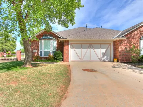 15420 Monarch Ln, Edmond, OK 73013