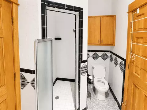 Bath - 46069 County Street 2630 St, Apache, OK 73006 photo 2 of 13