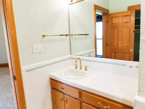 Bath - 46069 County Street 2630 St, Apache, OK 73006 photo 11 of 13