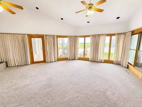 Living - 46069 County Street 2630 St, Apache, OK 73006 photo 6 of 9