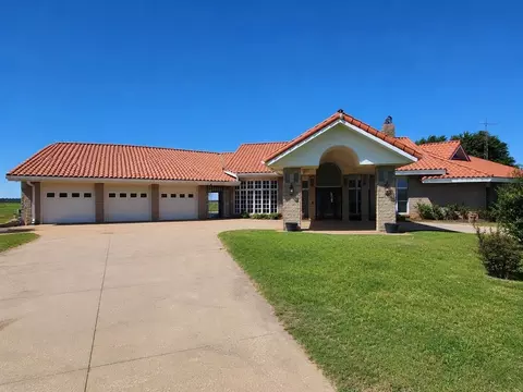 46069 County Street 2630 St, Apache, OK 73006
