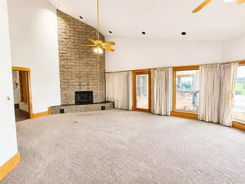 Living - 46069 County Street 2630 St, Apache, OK 73006 photo 7 of 9