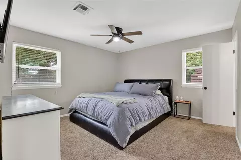Bedroom - 124 Pickard Dr, Mcloud, OK 74851 photo 1 of 7