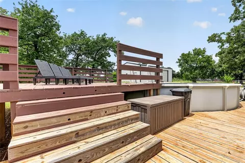 Exterior - 124 Pickard Dr, Mcloud, OK 74851 photo 7 of 11