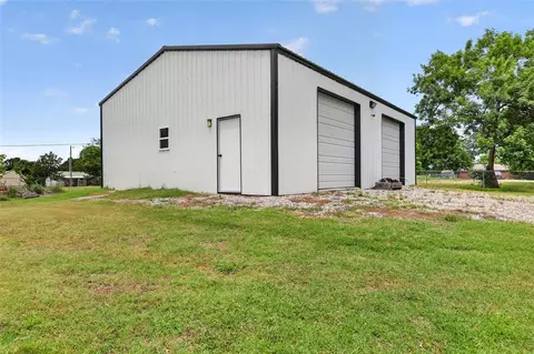 Other - 124 Pickard Dr, Mcloud, OK 74851 photo 1 of 5