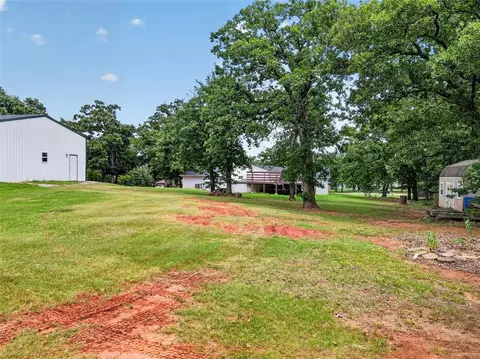 Exterior - 124 Pickard Dr, Mcloud, OK 74851 photo 10 of 11