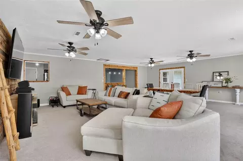 Living - 124 Pickard Dr, Mcloud, OK 74851 photo 2 of 3
