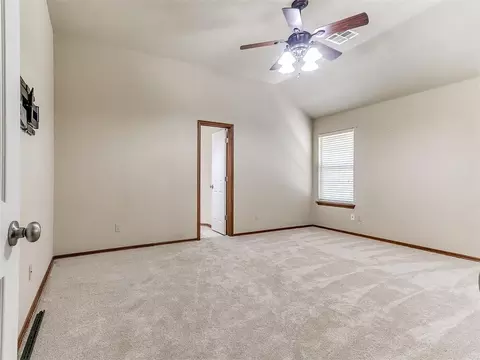 Bedroom - 2403 E Headwind Dr, Purcell, OK 73080 photo 4 of 4