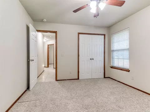 Bedroom - 2403 E Headwind Dr, Purcell, OK 73080 photo 3 of 4
