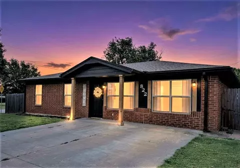 822 E Hayes St, Norman, OK 73071