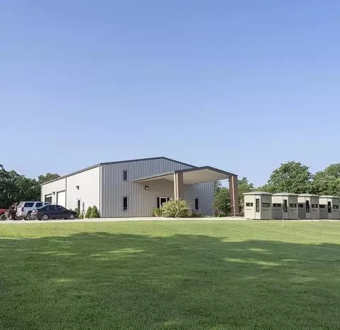 1805 E 8th St, Chandler, OK 74834